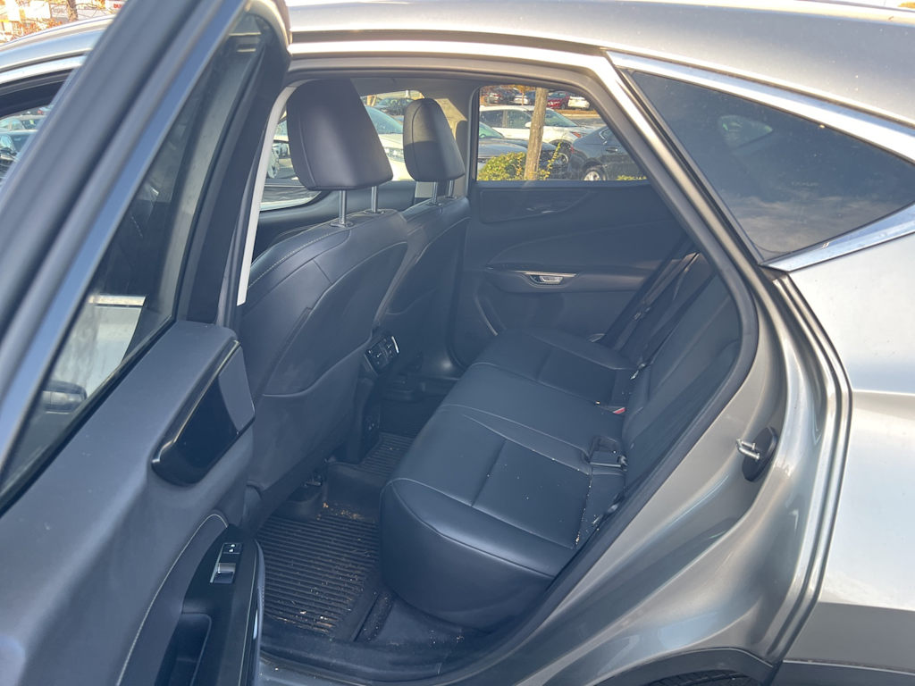 Thumbnail: 2024 Lexus ES - 6