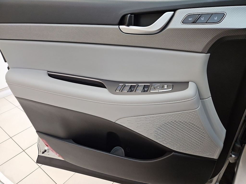 Thumbnail: 2025 Hyundai Palisade - 24