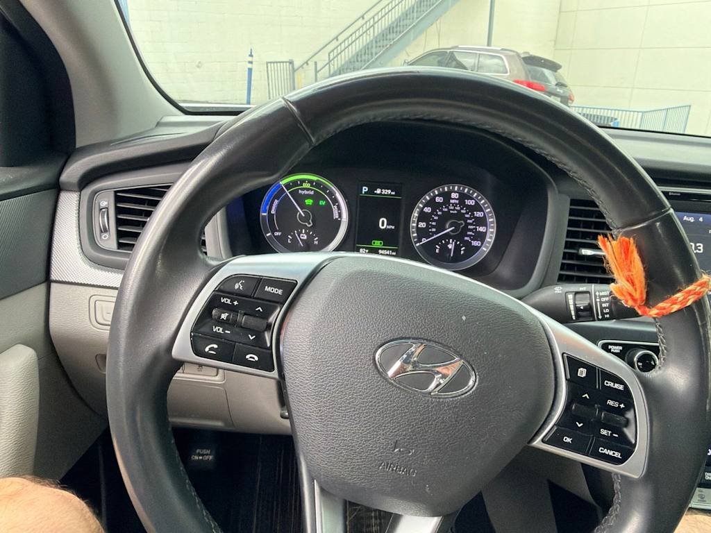 Thumbnail: 2019 Hyundai Sonata - 2