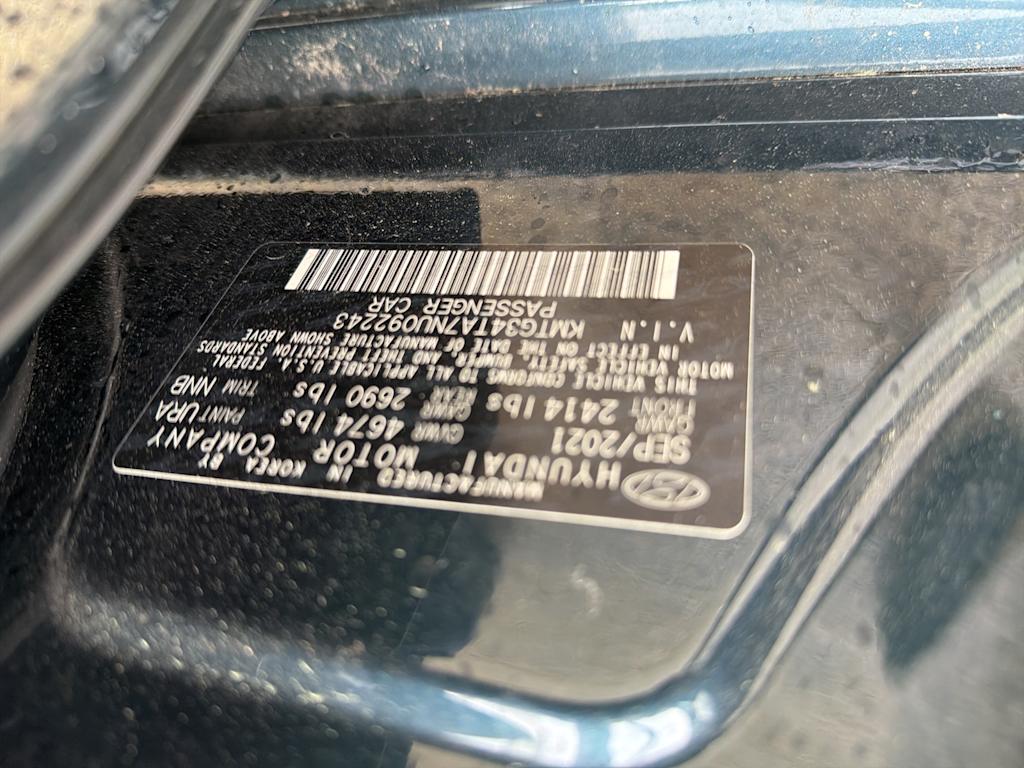 Thumbnail: 2022 Genesis G70 - 20