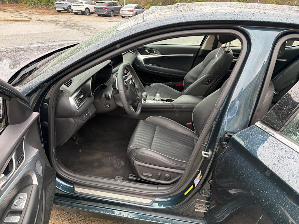 Thumbnail: 2022 Genesis G70 - 18