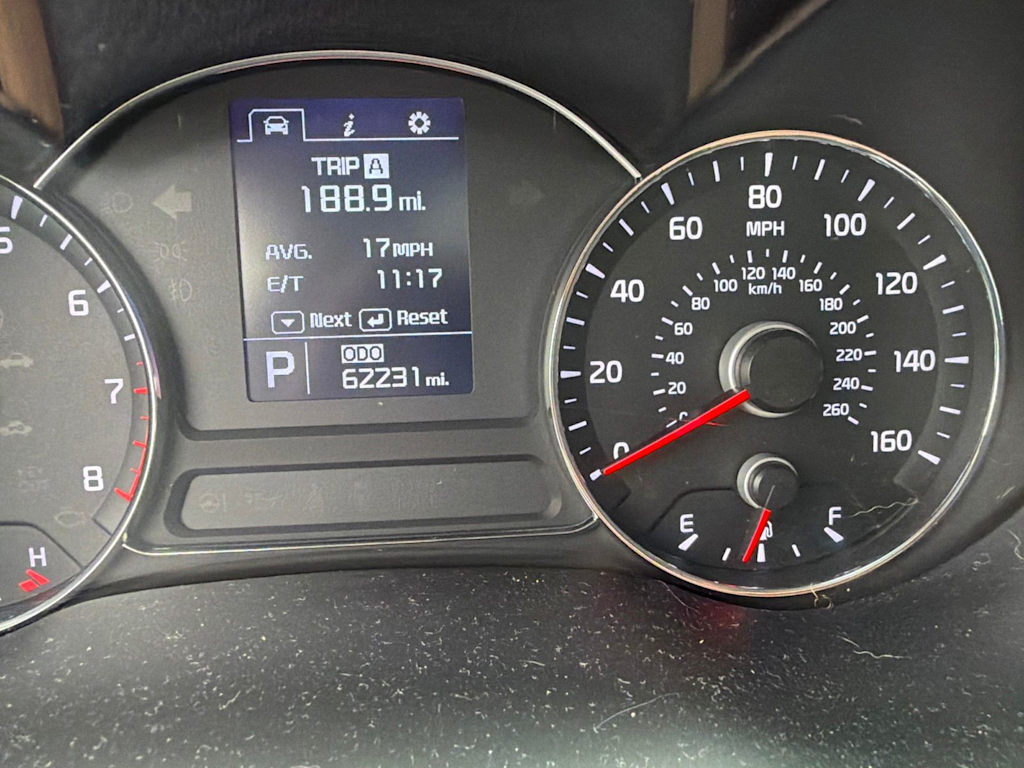 Thumbnail: 2016 Kia Forte - 10
