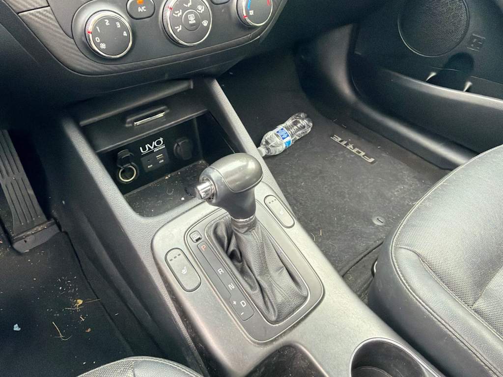 Thumbnail: 2016 Kia Forte - 9
