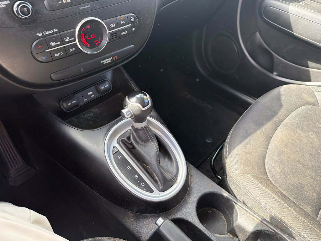 Thumbnail: 2017 Kia Soul - 9