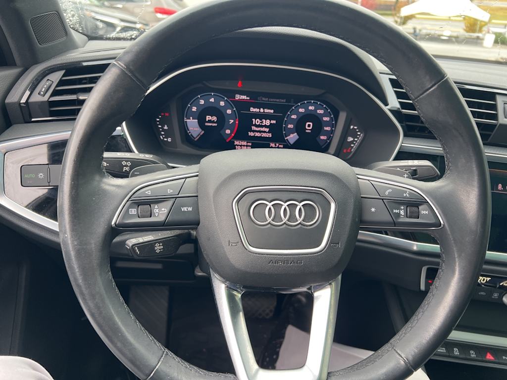 Thumbnail: 2021 Audi Q3 - 7