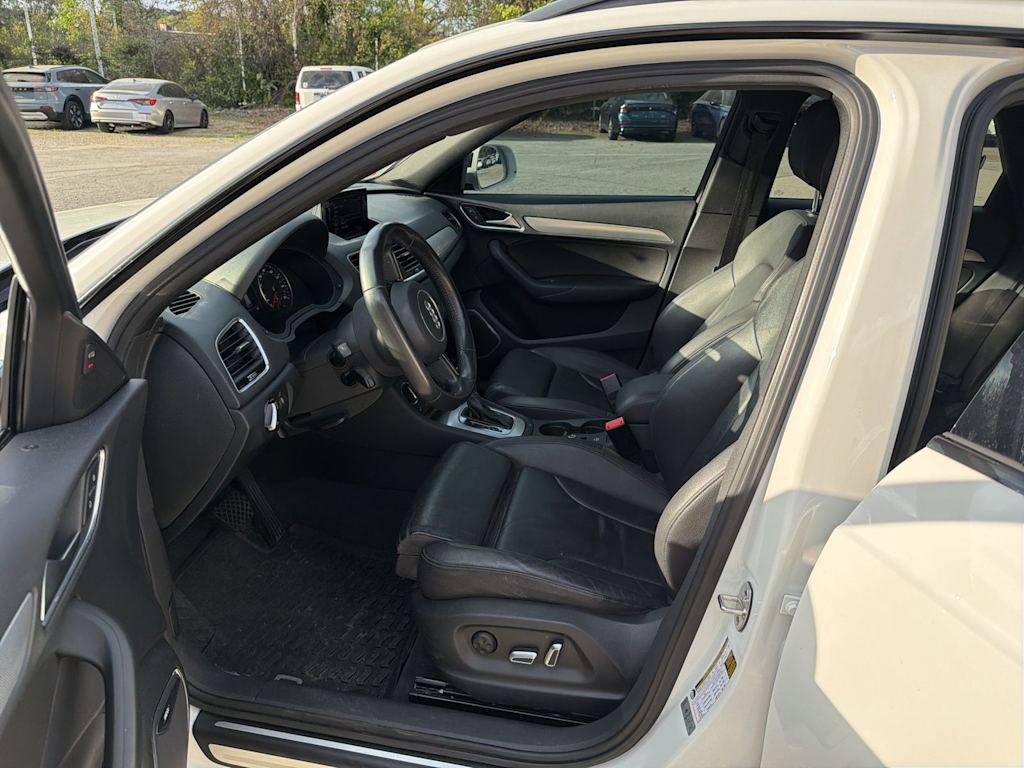 Thumbnail: 2018 Audi Q3 - 7