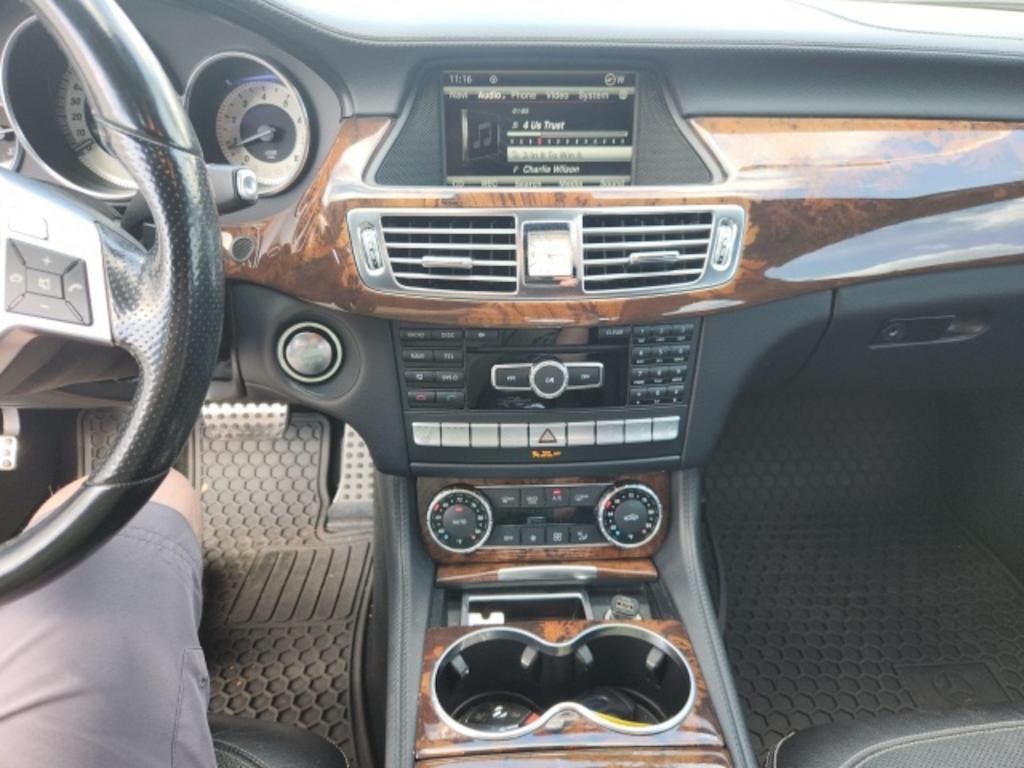 Thumbnail: 2013 Mercedes-Benz CLS - 2