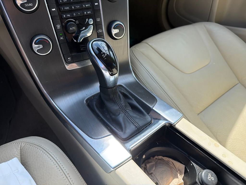 Thumbnail: 2014 Volvo S60 - 8