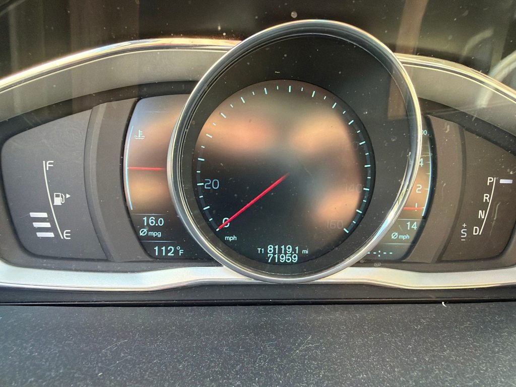 Thumbnail: 2014 Volvo S60 - 9