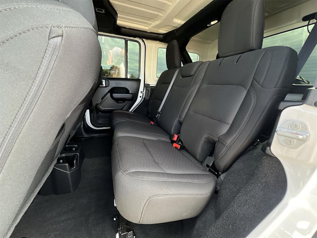 Thumbnail: 2023 Jeep Wrangler - 27