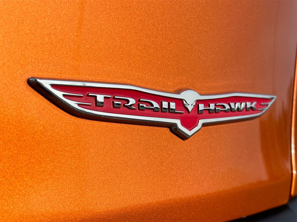 Thumbnail: 2015 Jeep Cherokee - 24