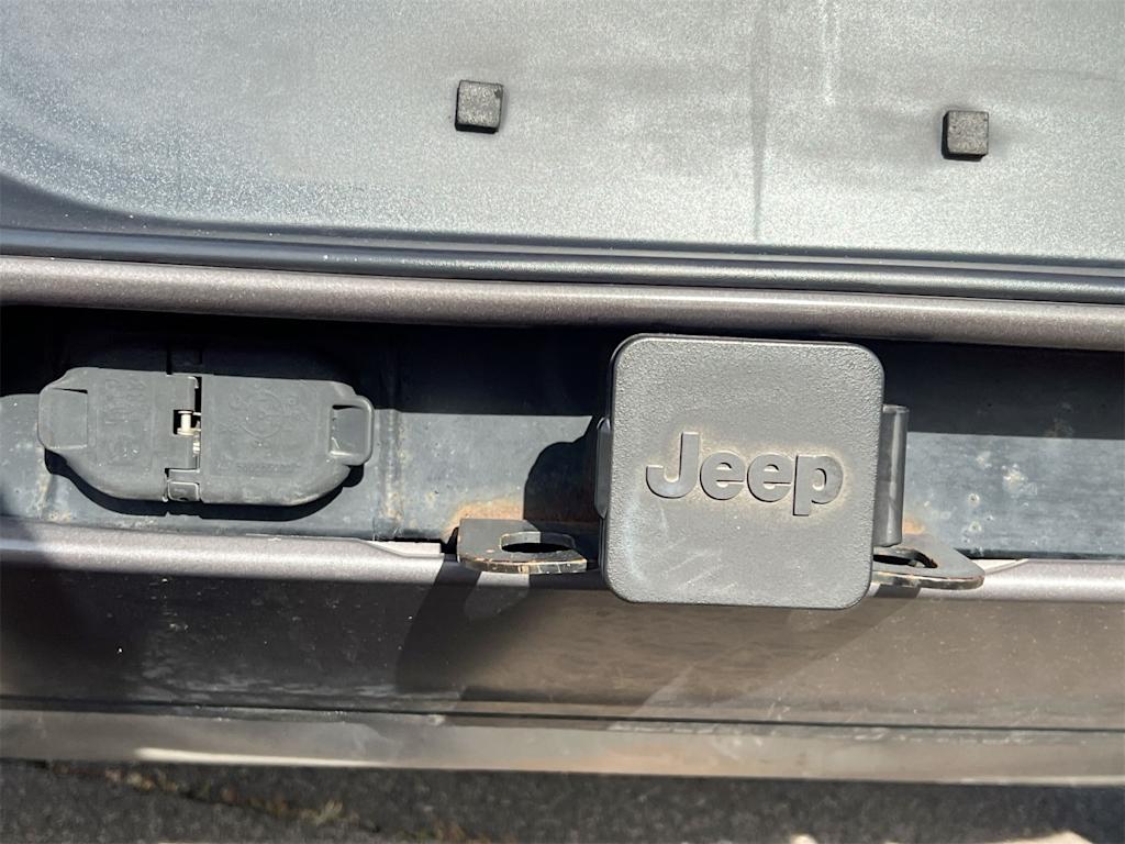 Thumbnail: 2015 Jeep Cherokee - 35