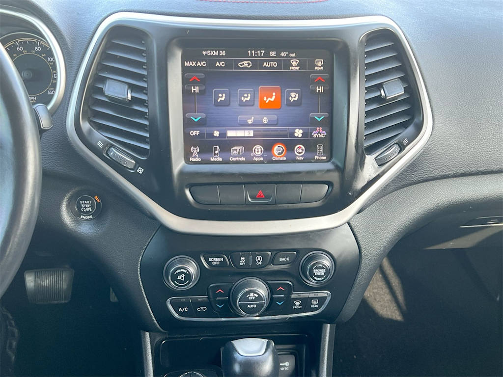 Thumbnail: 2015 Jeep Cherokee - 13