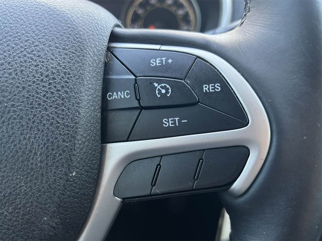 Thumbnail: 2014 Jeep Cherokee - 29