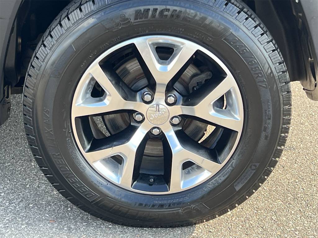 Thumbnail: 2014 Jeep Cherokee - 8