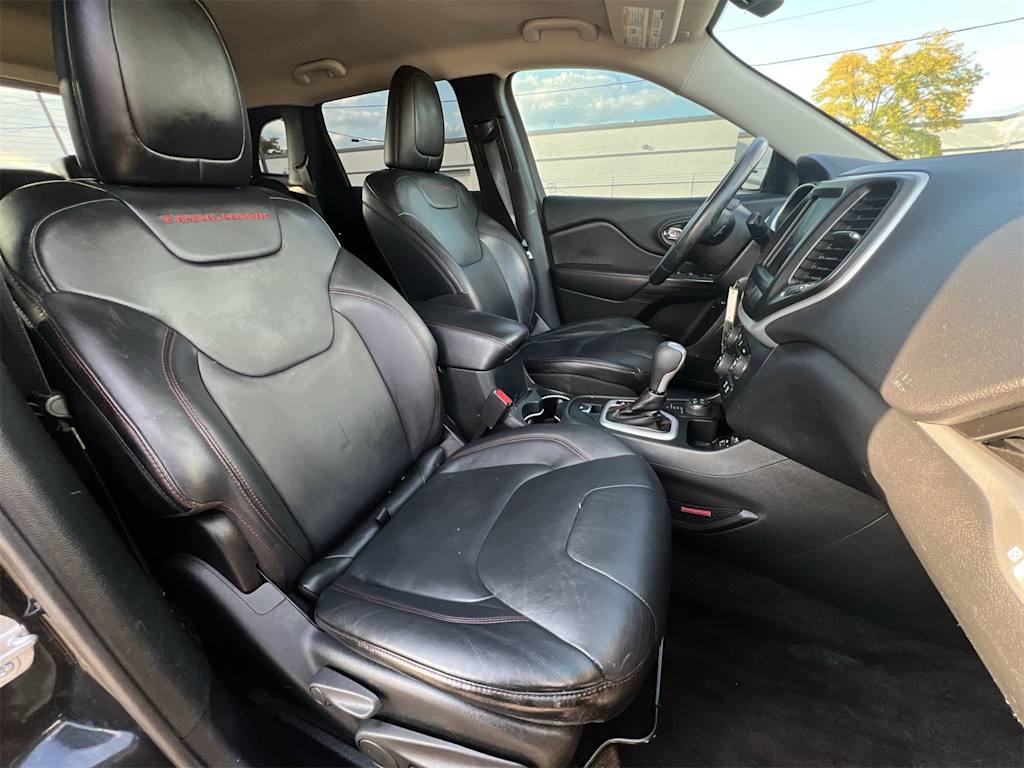 Thumbnail: 2014 Jeep Cherokee - 27