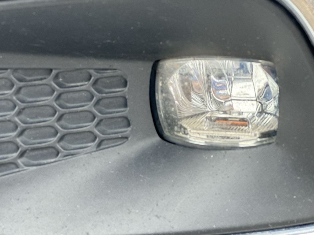 Thumbnail: 2019 Jeep Cherokee - 5