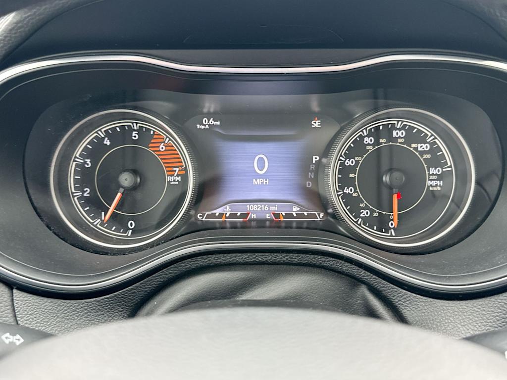 Thumbnail: 2019 Jeep Cherokee - 9