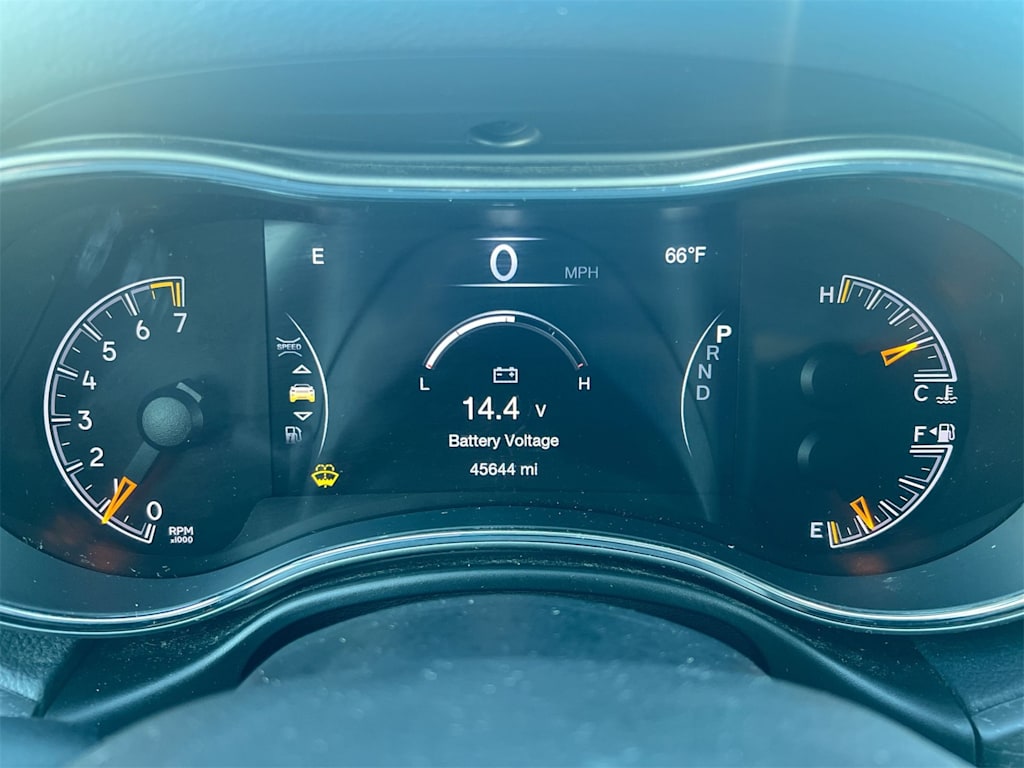 Thumbnail: 2018 Jeep Grand Cherokee - 14