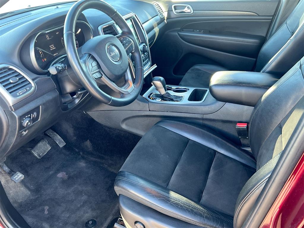 Thumbnail: 2018 Jeep Grand Cherokee - 9