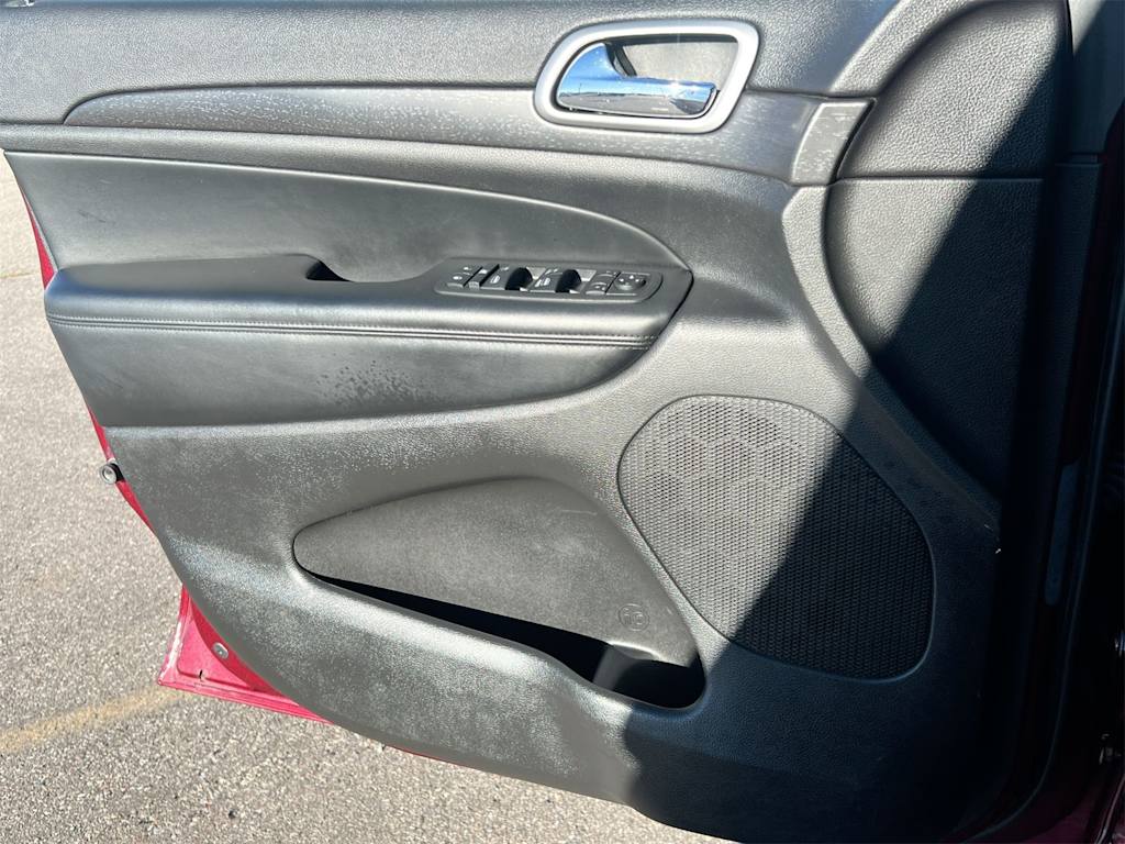 Thumbnail: 2018 Jeep Grand Cherokee - 34