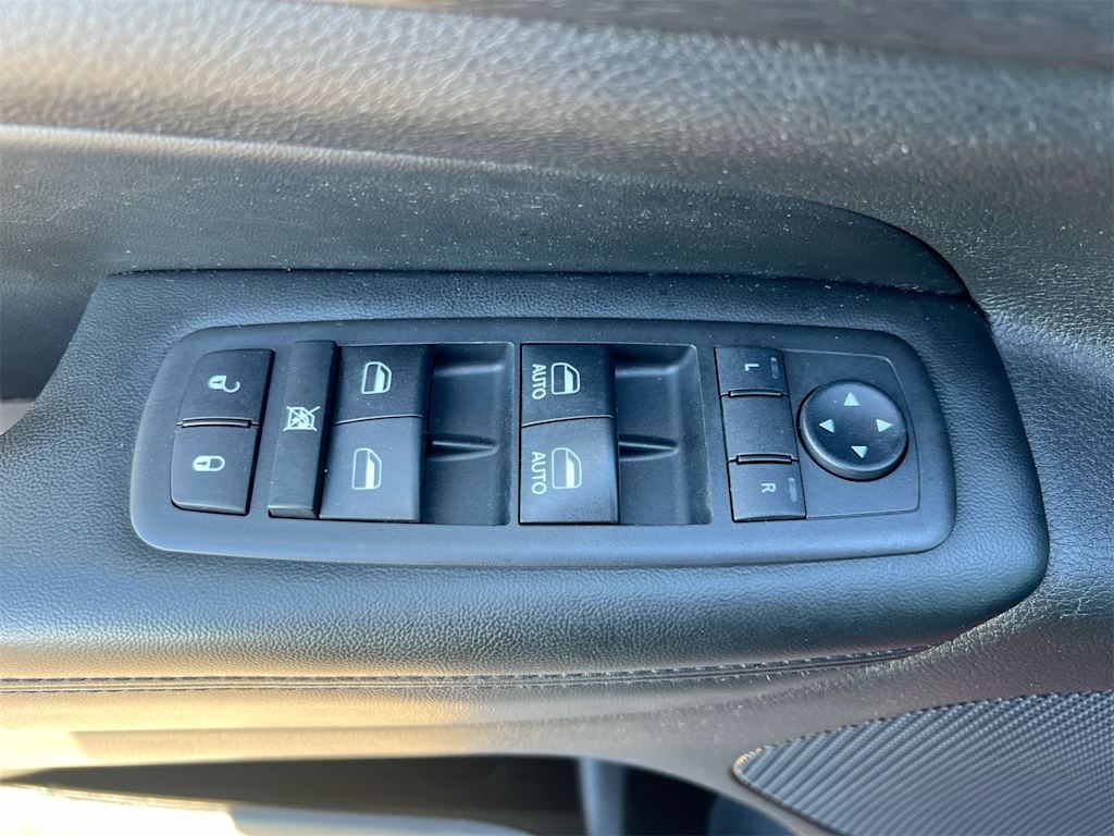 Thumbnail: 2018 Jeep Grand Cherokee - 26