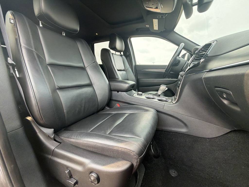 Thumbnail: 2020 Jeep Grand Cherokee - 28