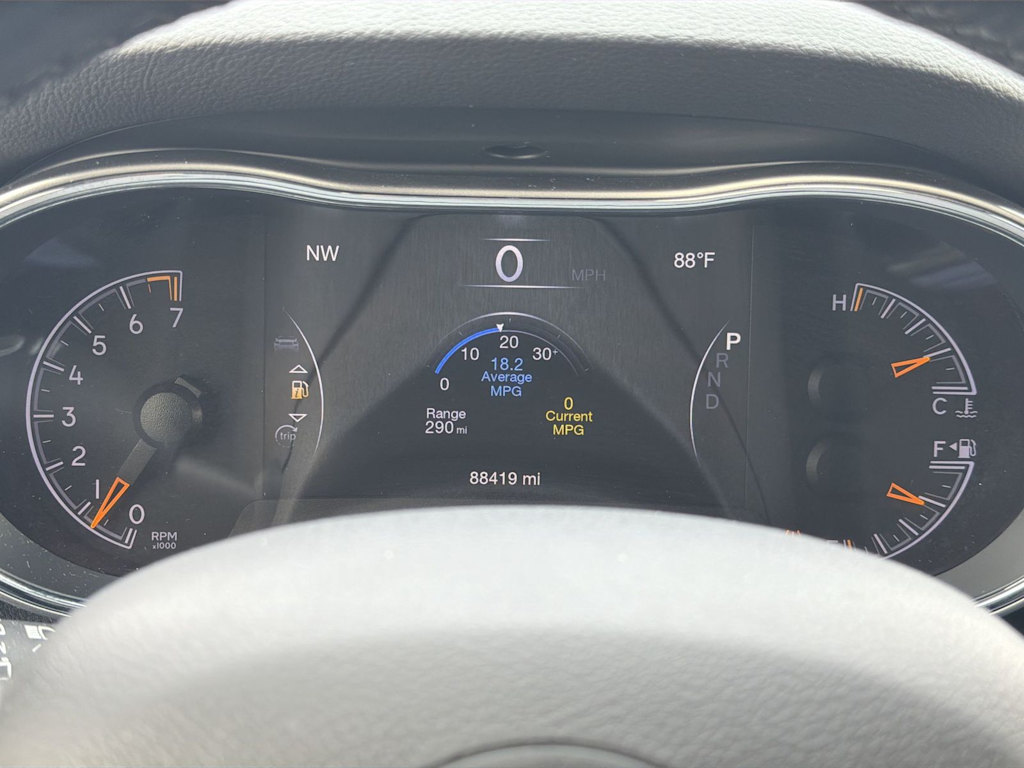 Thumbnail: 2020 Jeep Grand Cherokee - 35