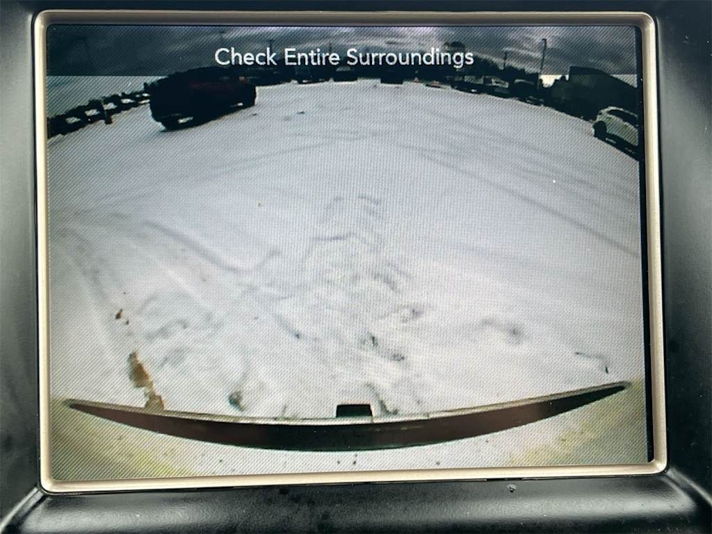 Thumbnail: 2017 Jeep Grand Cherokee - 33