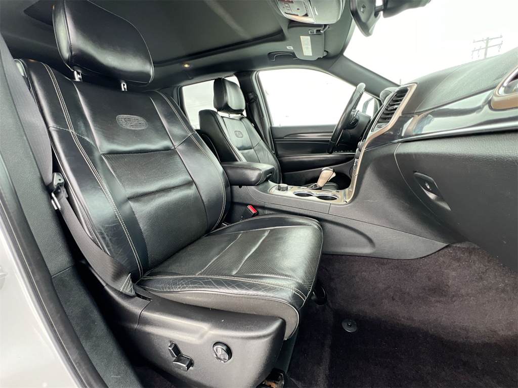 Thumbnail: 2017 Jeep Grand Cherokee - 28