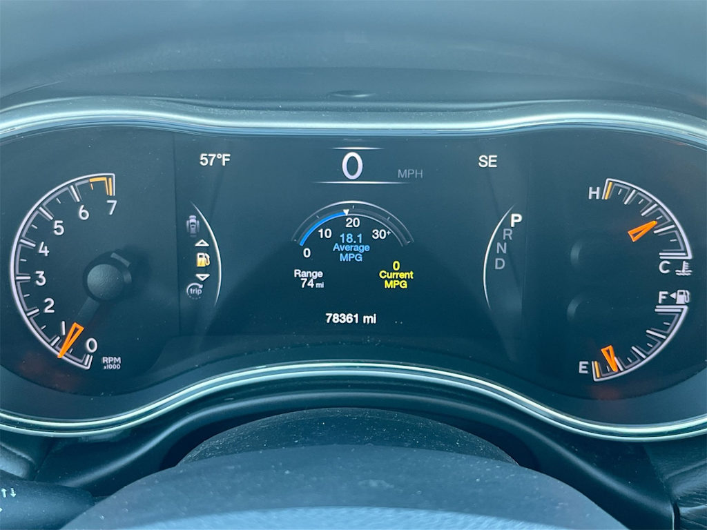 Thumbnail: 2018 Jeep Grand Cherokee - 35