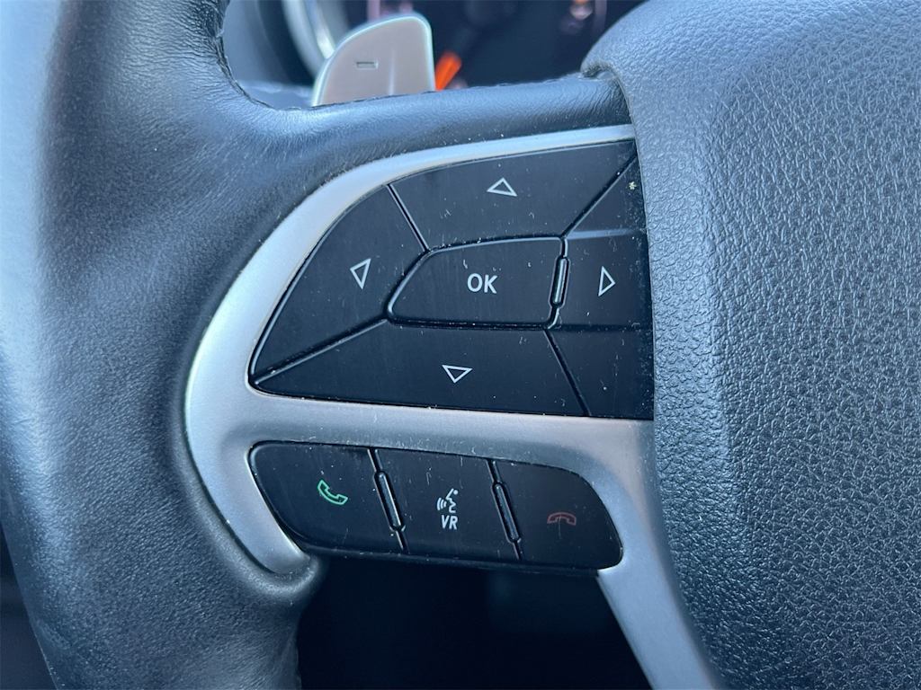 Thumbnail: 2018 Jeep Grand Cherokee - 30