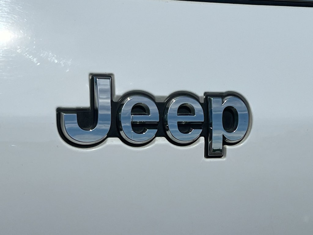 Thumbnail: 2022 Jeep Grand Cherokee L - 6