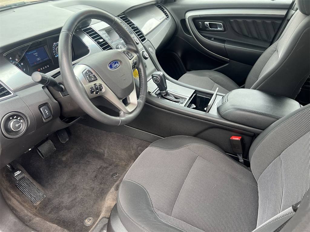 Thumbnail: 2017 Ford Taurus - 10