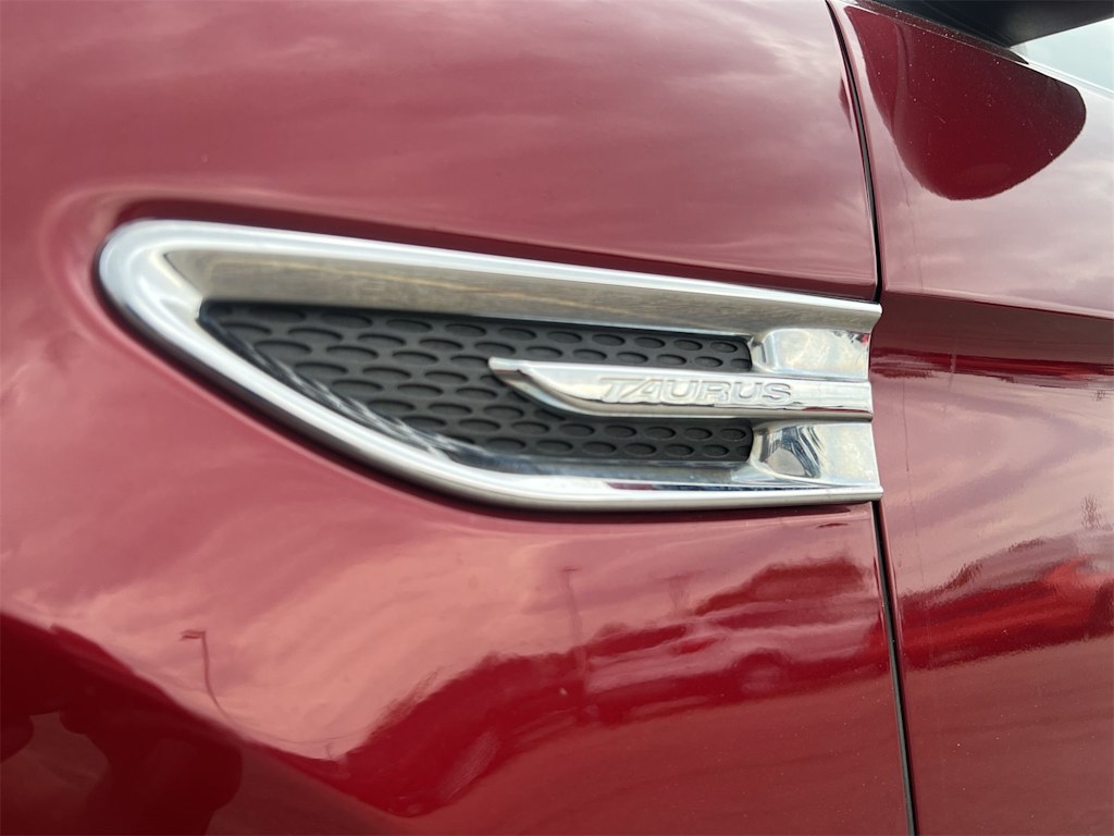 Thumbnail: 2017 Ford Taurus - 25