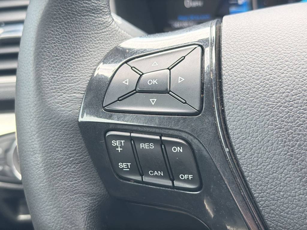 Thumbnail: 2018 Ford Explorer - 29