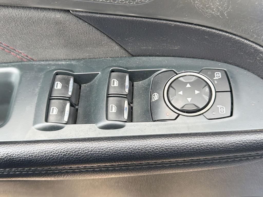 Thumbnail: 2018 Ford Explorer - 25