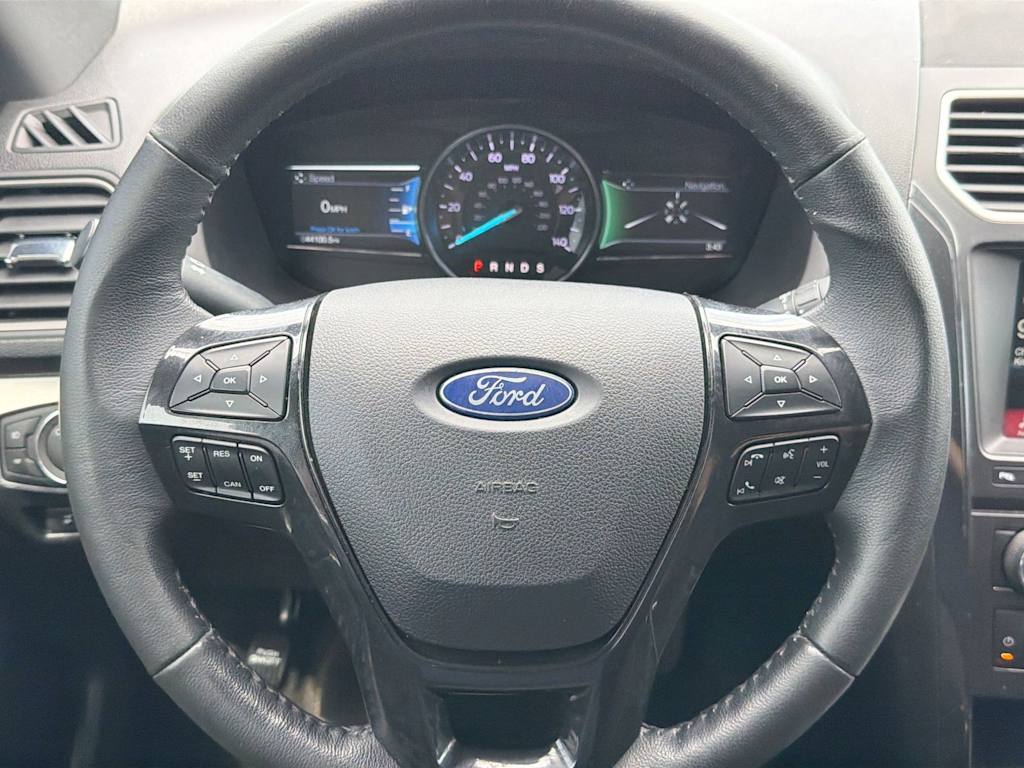 Thumbnail: 2018 Ford Explorer - 9