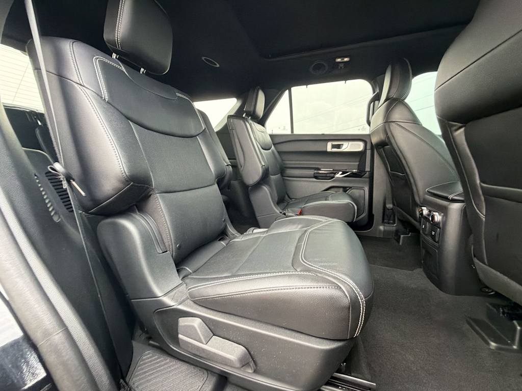 Thumbnail: 2024 Ford Explorer - 25