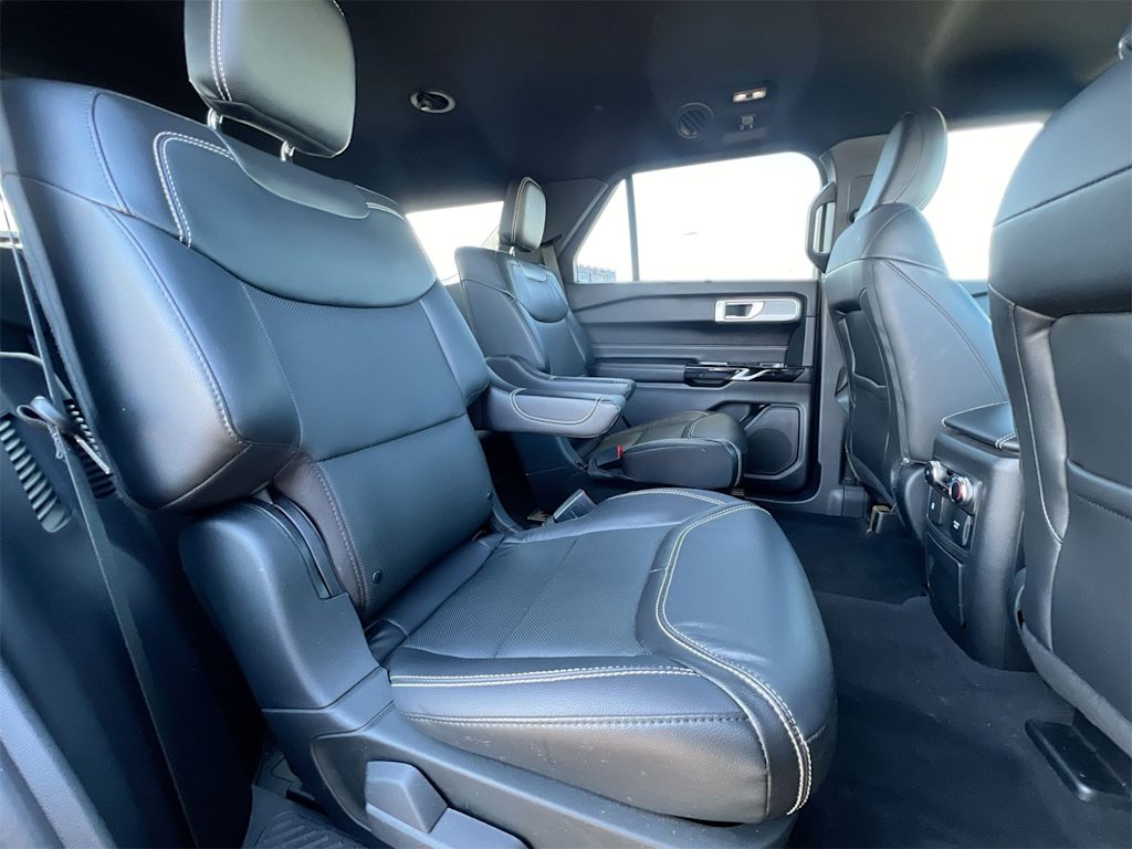 Thumbnail: 2022 Ford Explorer - 26