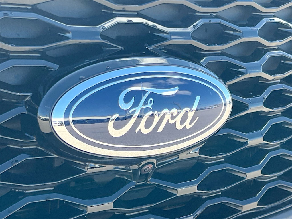 Thumbnail: 2022 Ford Explorer - 23