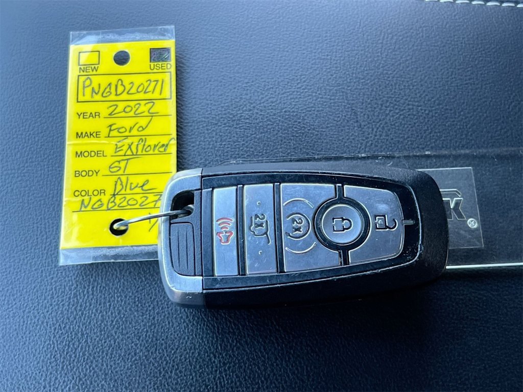 Thumbnail: 2022 Ford Explorer - 17
