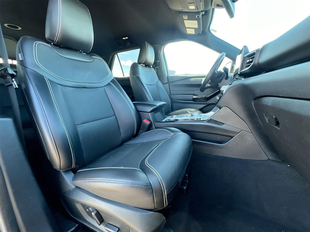 Thumbnail: 2022 Ford Explorer - 11