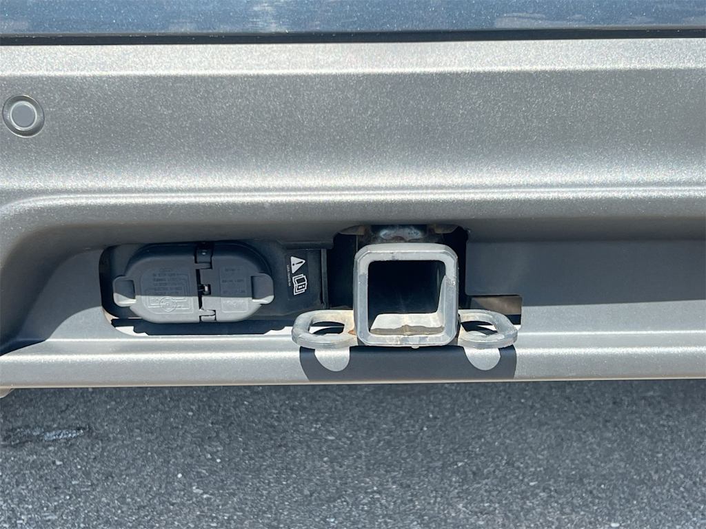 Thumbnail: 2022 Ford Explorer - 36