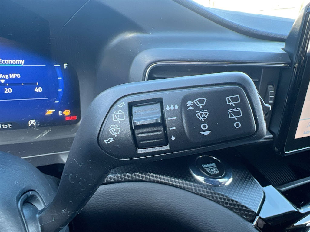 Thumbnail: 2022 Ford Explorer - 29