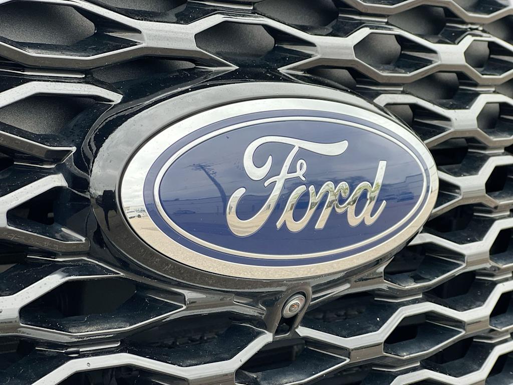 Thumbnail: 2023 Ford Explorer - 24