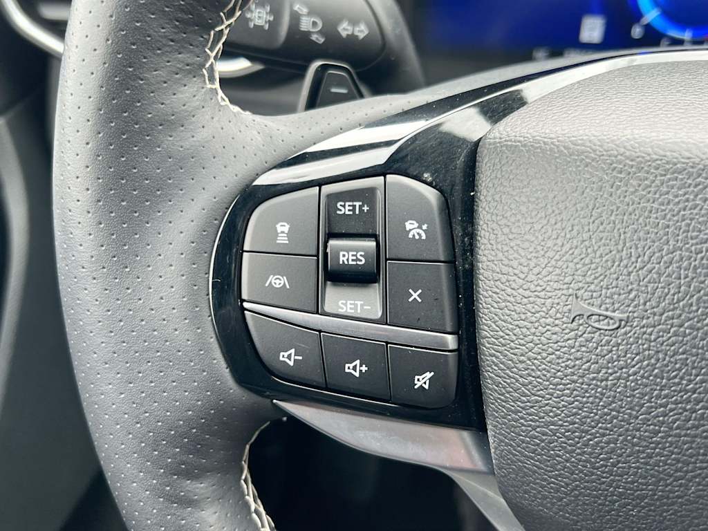 Thumbnail: 2023 Ford Explorer - 29