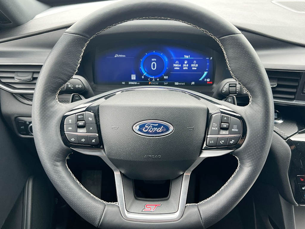 Thumbnail: 2023 Ford Explorer - 9