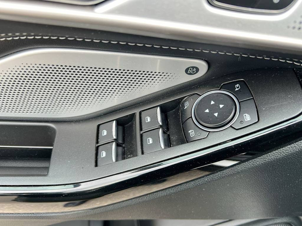 Thumbnail: 2024 Ford Explorer - 25
