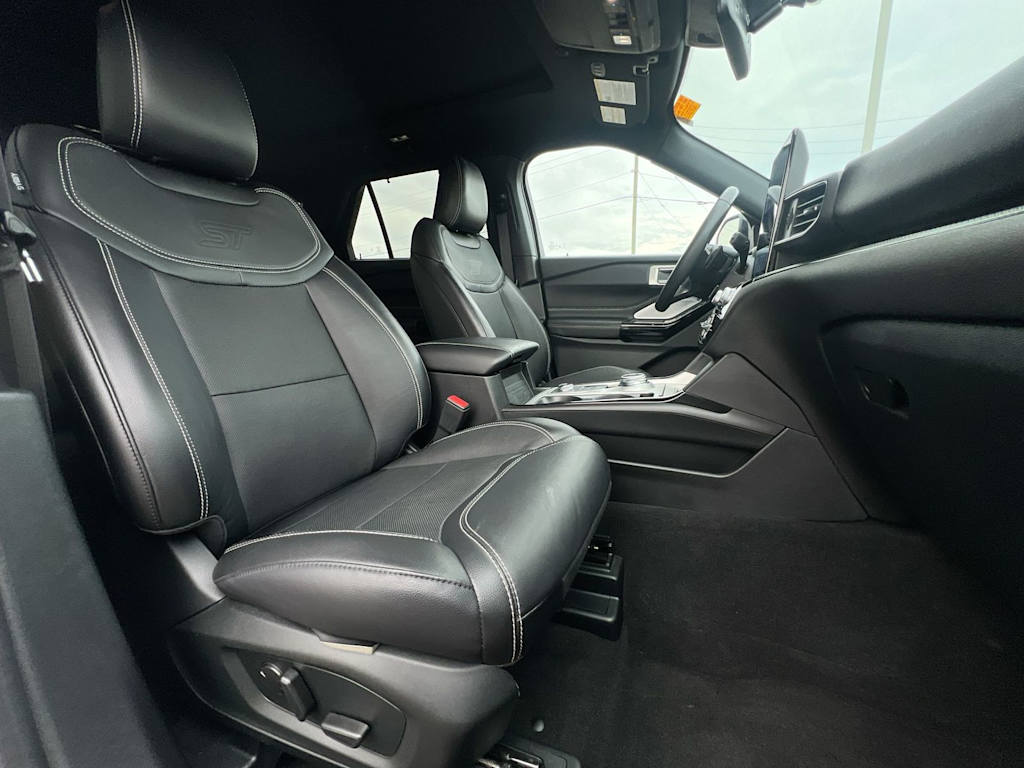 Thumbnail: 2024 Ford Explorer - 28